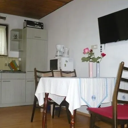 Haus Altendeich 3 * بوتجادينغين